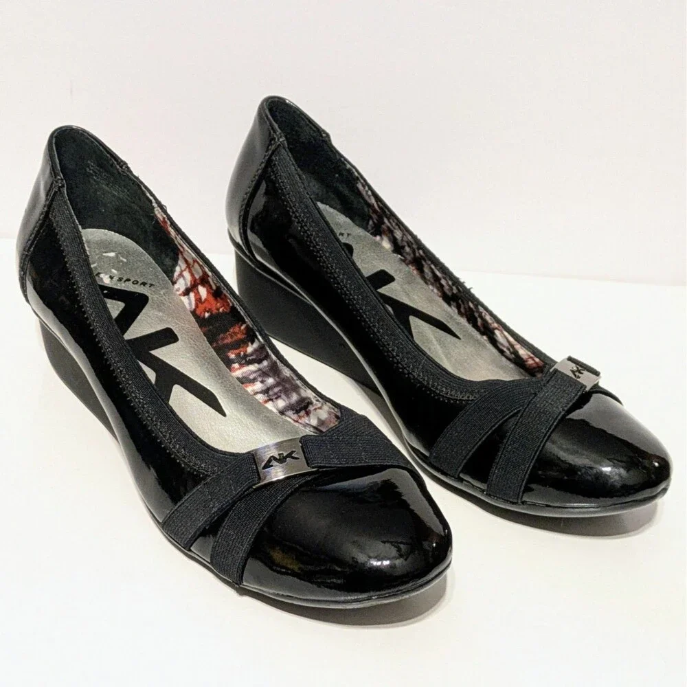 Anne Klein AKDEFINITELY Women's Black Silver Buckle Wedge Career Shoes Size 6 M